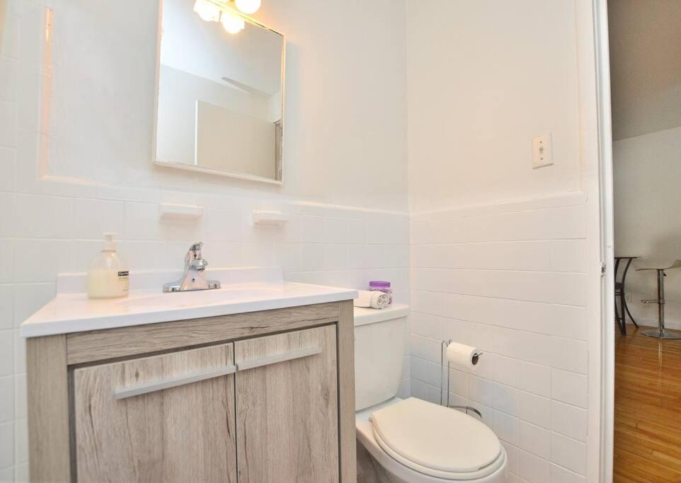Coquette 3.5 Pour 4 Personnes Appartement Montréal Buitenkant foto