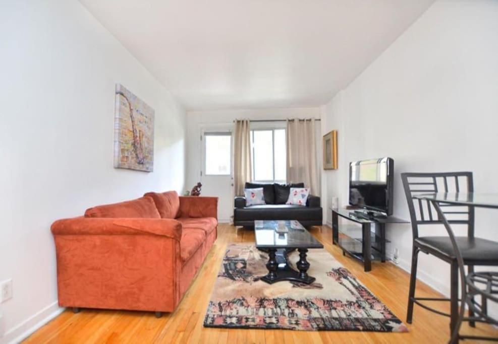 Coquette 3.5 Pour 4 Personnes Appartement Montréal Buitenkant foto